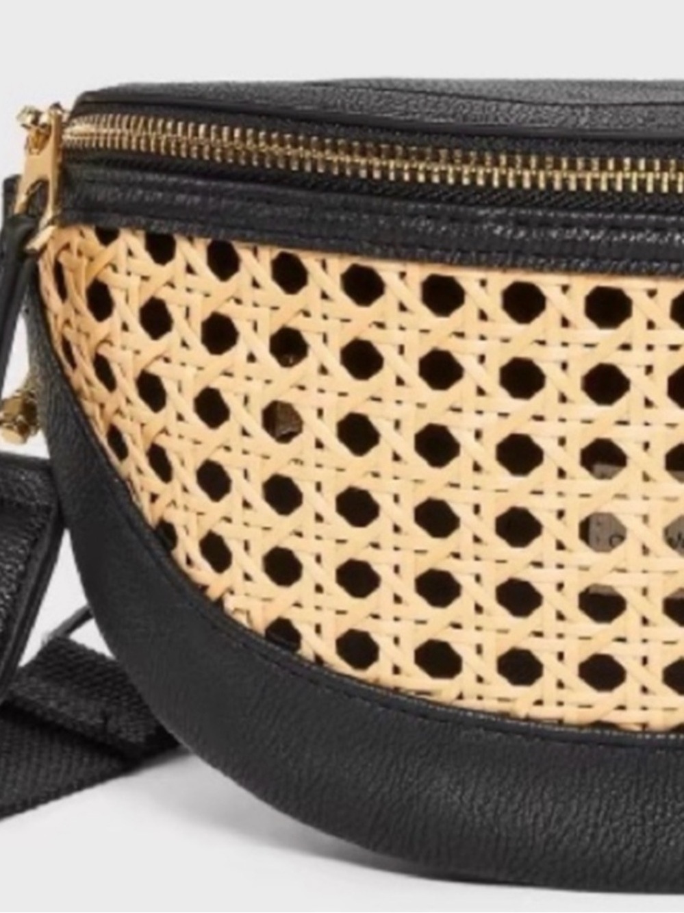 NWT Universal Thread Black and Natural Woven Crossbody Belt Bag - Picture 3 of 4
